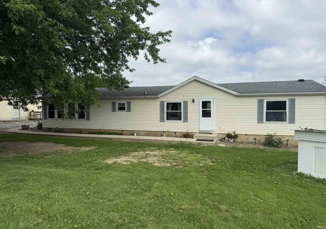 Homes for sale in Columbia City, IN | 890 W Sheckler Rd, Columbia City, IN 46725 | MLS# 202626140