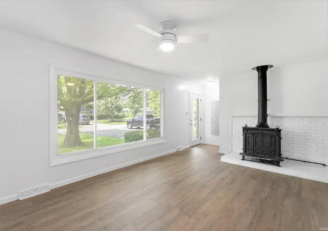 4th image of 23321 Marydale Dr, Elkhart, IN 46517 | MLS# 202626141