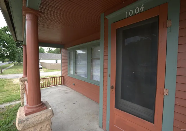 Photo 2 of Manufactured home for sale at 1004 W Lasalle Ct, South Bend, IN 46616 | MLS# 202626149 | Listing updated on 2026-08-31
