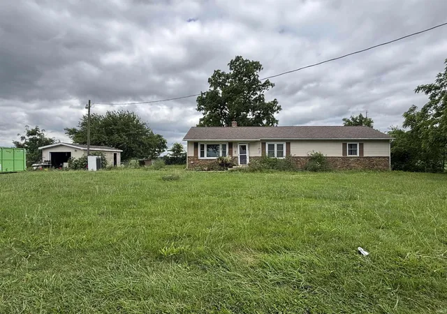 Homes for sale in Argos, IN | 18725 Linden Rd, Argos, IN 46501 | MLS# 202626150