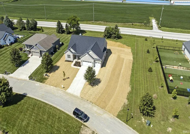 2nd image of 4156 Sheffield Cir, Kokomo, IN 46902 | MLS# 202626162