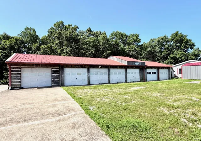 4th image of 2595 Old State Rd 37 N Hwy, Bedford, IN 47421 | MLS# 202626164