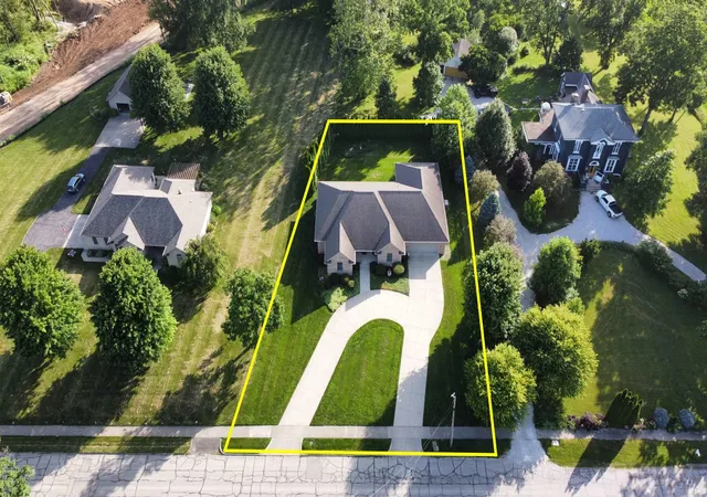 Photo 3 of Manufactured home for sale at 520 N Monroe St, Williamsport, IN 47993 | MLS# 202626168 | Listing updated on 2026-09-08