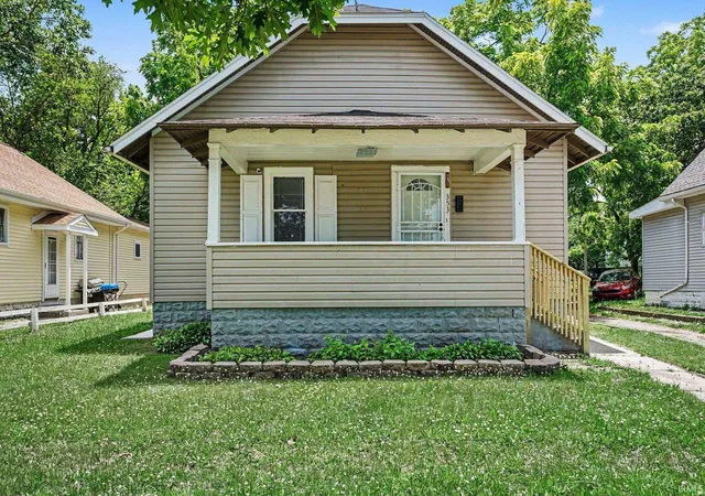 20th image of 353 W Indiana Ave, Elkhart, IN 46613 | MLS# 202626178