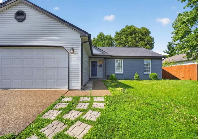 Homes for sale in Newburgh, IN | 9566 Rabbit Run Dr, Newburgh, IN 47630 | MLS# 202626202