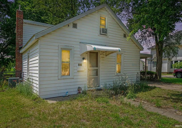 Homes for sale in Goshen, IN | 615 N Riverside Blvd, Goshen, IN 46528 | MLS# 202626207