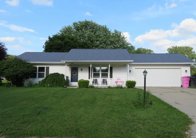 Homes for sale in Goshen, IN | 408 Fairview Dr, Goshen, IN 46528 | MLS# 202626208
