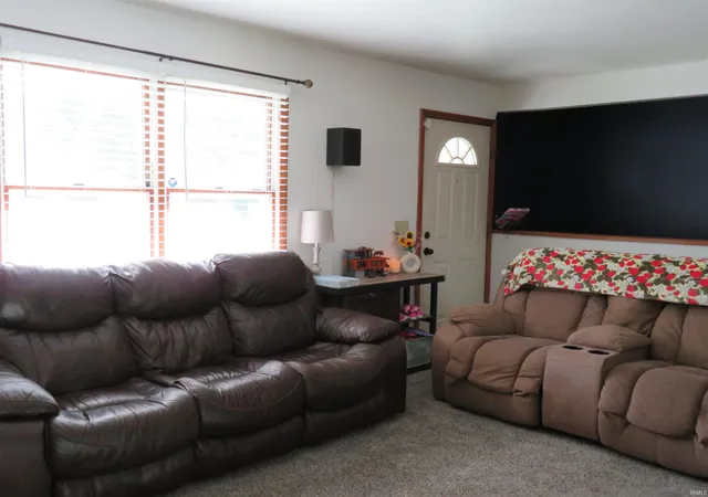 Photo 3 of Sale Pending at 408 Fairview Dr, Goshen, IN 46528 | MLS# 202626208 | Listing updated on 2026-07-03