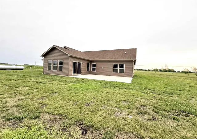 Homes for sale in Oxford, IN | 2114 S Pine Run, Oxford, IN 47971 | MLS# 202626215