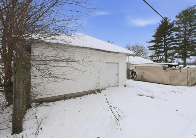 3rd image of 408 Shultz St, Logansport, IN 46947 | MLS# 202626223