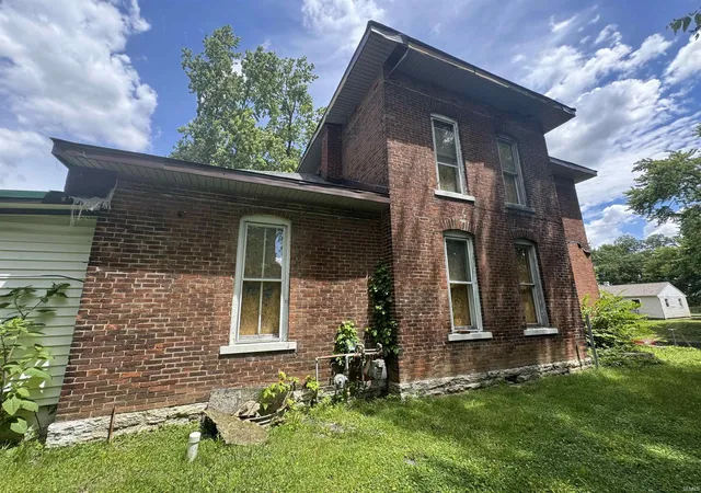 Photo 3 of Manufactured home for sale at 2012 S Washington St, Marion, IN 46953 | MLS# 202626228 | Listing updated on 2026-09-17