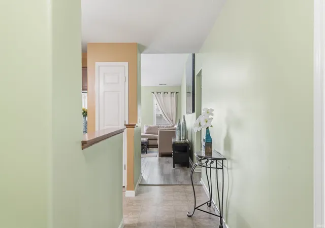 Photo 3 of Sale Pending at 3949 Stanton Hall Pkwy, Fort Wayne, IN 46815 | MLS# 202626241 | Listing updated on 2026-07-22