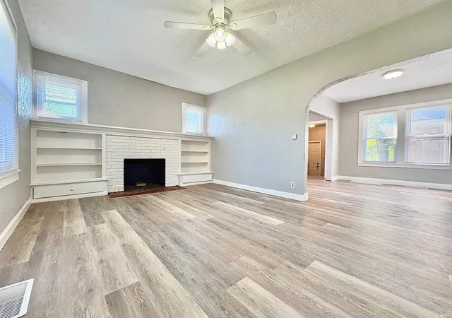 Photo 4 of Manufactured home for sale at 1818 W Indiana Ave, South Bend, IN 46613 | MLS# 202626251 | Listing updated on 2026-07-13