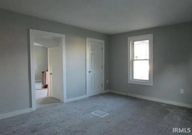 5th image of 825 Camden St, South Bend, IN 46619 | MLS# 202626258