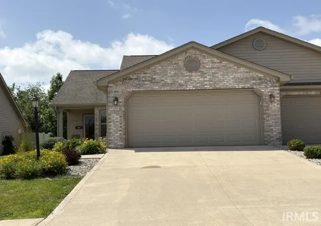 Homes for sale in Huntington, IN | 457 Kings Cross, Huntington, IN 46750 | MLS# 202626259