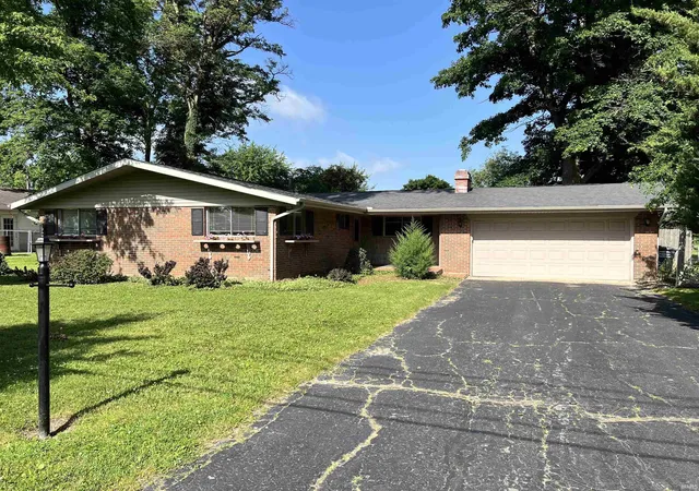 1st image of 1930 N Tree St, Parker City, IN 47368 | MLS# 202626272