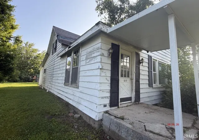2nd image of 517 E 4th St, Hartford City, IN 47348 | MLS# 202626275