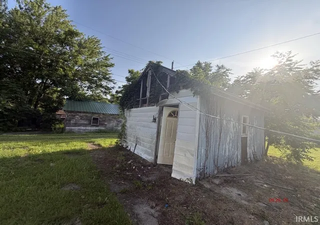 5th image of 517 E 4Th St, Hartford City, IN 47348 | MLS# 202626275