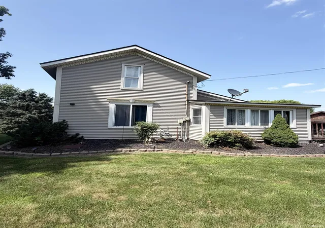 Homes for sale in Walkerton, IN | 1988 N Queen Rd, Walkerton, IN 46574 | MLS# 202626283