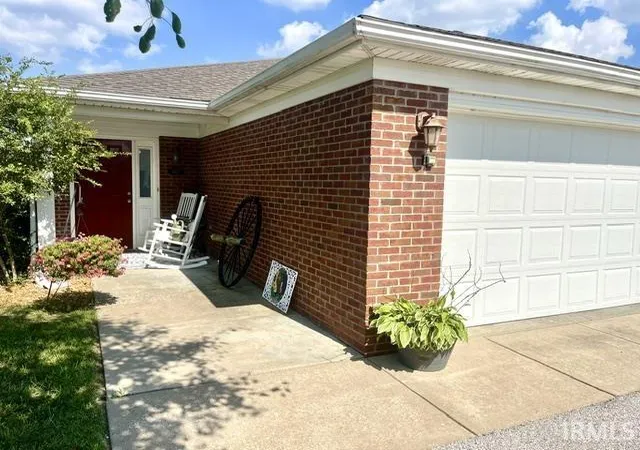 Homes for sale in Evansville, IN | 7447 Megan Brooke Ln, Evansville, IN 47725 | MLS# 202626286