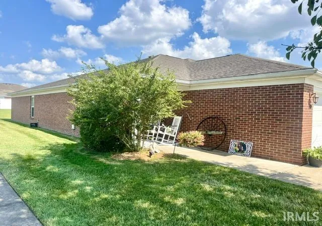 Homes for sale in Evansville, IN | 7447 Megan Brooke Ln, Evansville, IN 47725 | MLS# 202626286