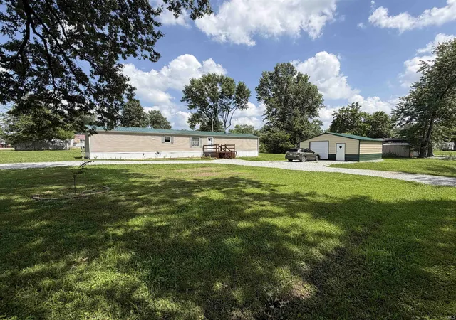 Homes for sale in Jasonville, IN | 402 S Levy St, Jasonville, IN 47438 | MLS# 202626295