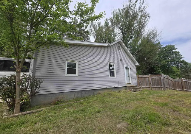 Photo 3 of Sale Pending at 2271 Spring St, Spottsville, KY 42458 | MLS# 202626299 | Listing updated on 2026-10-13