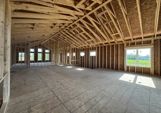 Photo 4 of Manufactured home for sale at 6552 N Tippy View Dr, Leesburg, IN 46538 | MLS# 202626300 | Listing updated on 2026-09-27