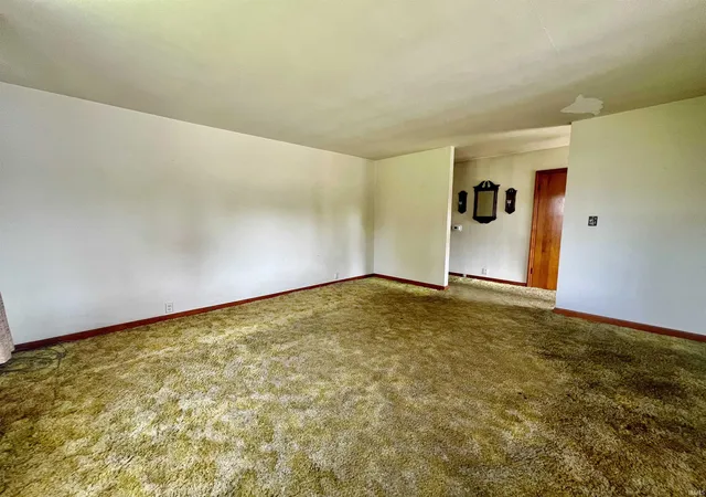 5th image of 618 22Nd St, Logansport, IN 46947 | MLS# 202626305