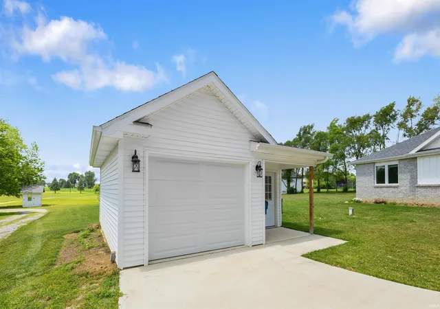 3rd image of 9883 Gerig Rd, Leo, IN 46765 | MLS# 202626308