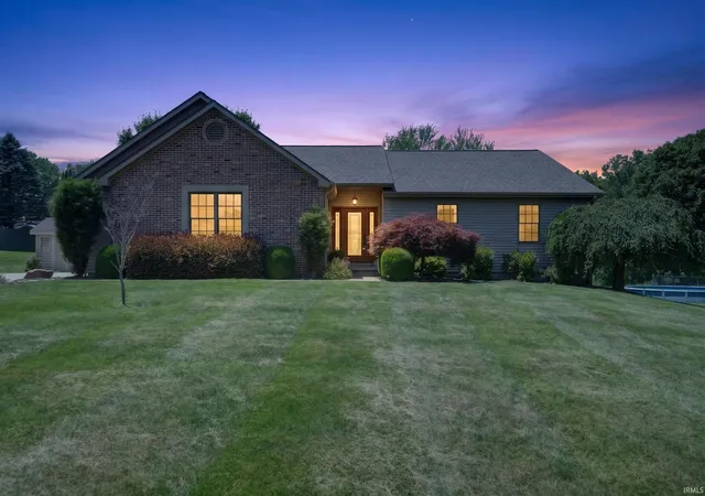 Homes for sale in Logansport, IN | 7 Parkwood Dr, Logansport, IN 46947 | MLS# 202626309