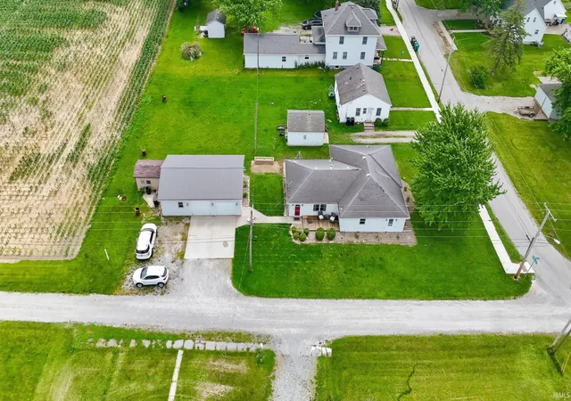 Photo 4 of Sale Pending at 11405 Edgewater Ave, Hoagland, IN 46745 | MLS# 202626314 | Listing updated on 2026-07-15