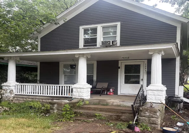Photo 1 of Sale Pending at 1225 Cedar St, South Bend, IN 46617 | MLS# 202626317 | Listing updated on 2026-07-02