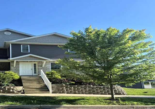 Homes for sale in Bloomington, IN | 1771 W Victoria Ln #10, Bloomington, IN 47403 | MLS# 202626320