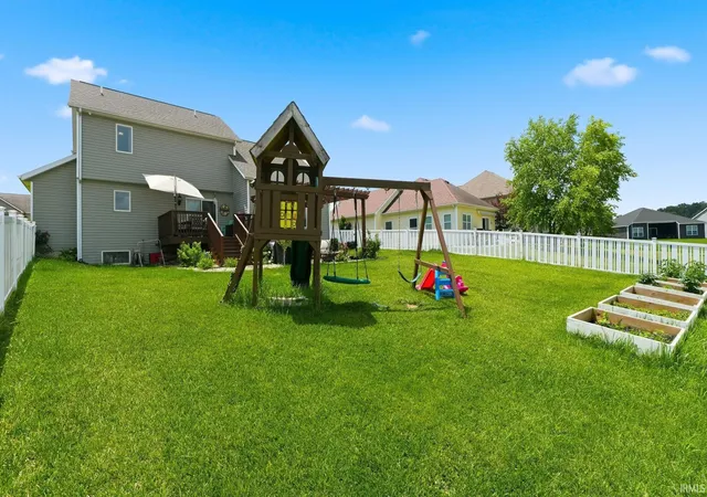Homes for sale in Roanoke, IN | 11019 Barrymore Run, Roanoke, IN 46783 | MLS# 202626323