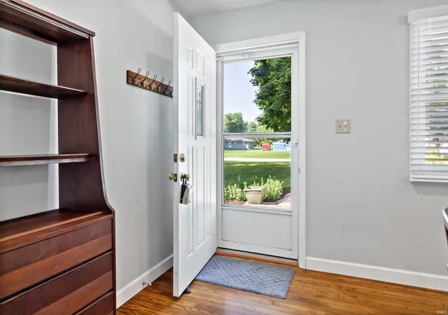 4th image of 221 W 8Th St, Matthews, IN 46957 | MLS# 202626333