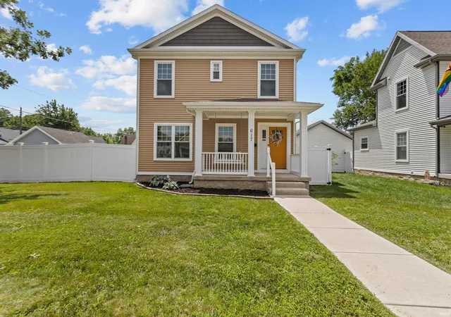 Photo 1 of Sale Pending at 617 W Jefferson St, Kokomo, IN 46901 | MLS# 202626341 | Listing updated on 2026-07-20