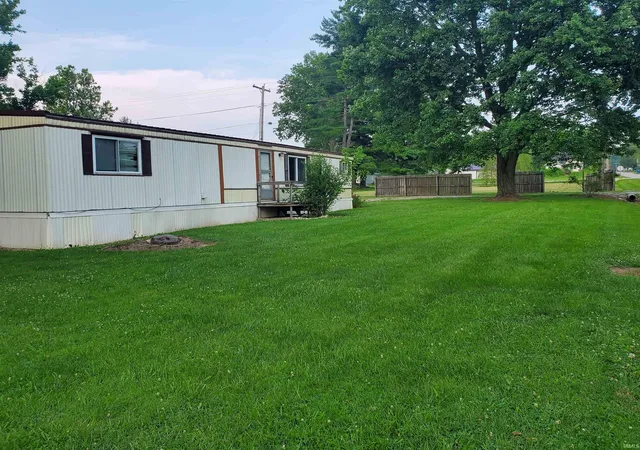Homes for sale in Jasonville, IN | 128 S Kentucky St, Jasonville, IN 47438 | MLS# 202626345
