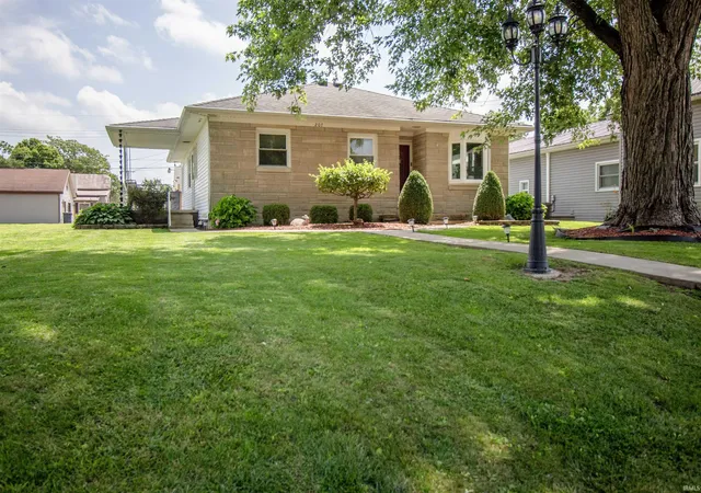 2nd image of 207 S Franklin St, Lynn, IN 47355 | MLS# 202626347