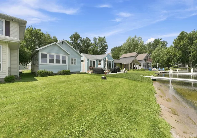 Homes for sale in Warsaw, IN | 626 E Lakewood Ave, Warsaw, IN 46580 | MLS# 202626348