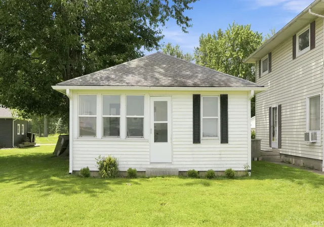 Photo 3 of Manufactured home for sale at 630 E Lakewood Ave, Warsaw, IN 46580 | MLS# 202626350 | Listing updated on 2026-09-17