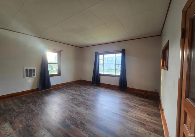 2nd image of 807 W Commercial St, Hartford City, IN 47348 | MLS# 202626366