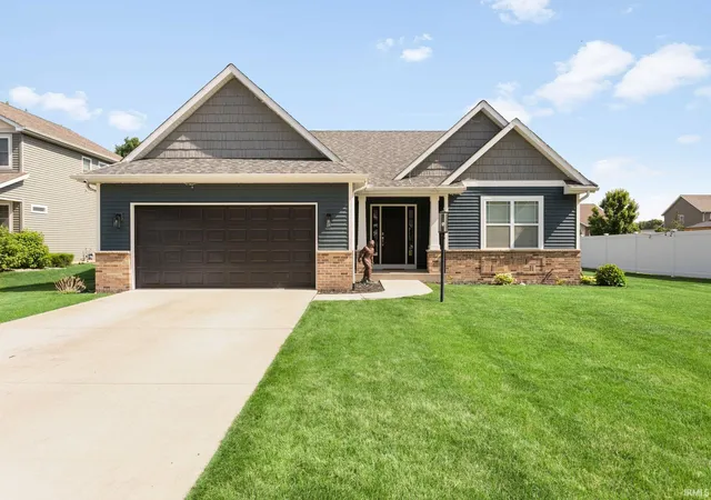1st image of 1604 Cobble Hill Dr, Osceola, IN 46561 | MLS# 202626374