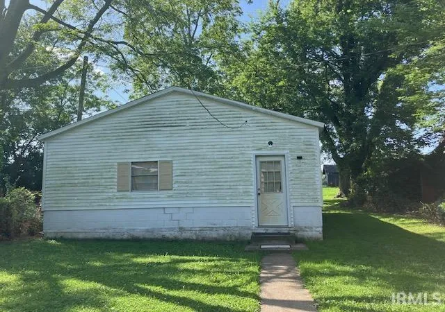 4th image of 917 W 4Th St, Mount Carmel, IL 62863 | MLS# 202626380