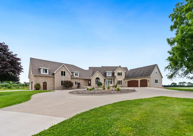 Homes for sale in Warsaw, IN | 3631 E Pierceton Rd, Warsaw, IN 46580 | MLS# 202626418