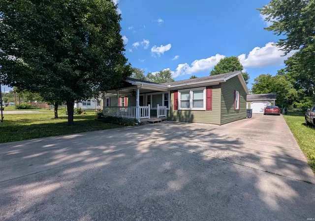 Homes for sale in Kokomo, IN | 2000 N Dephos St, Kokomo, IN 46901 | MLS# 202626419