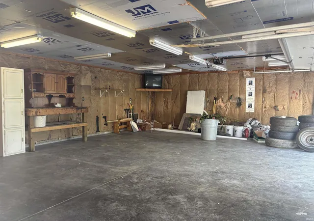 5th image of 1722 N Wabash St, Kokomo, IN 46901 | MLS# 202626421