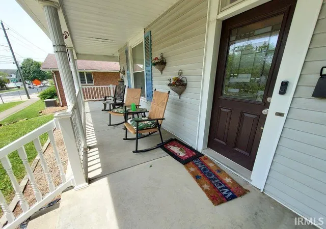 image of 306 E 8th St, Jasper, IN 47546 | MLS# 202626436