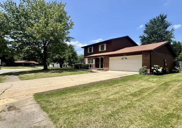 2nd image of 1055 Cherry Ln, Peru, IN 46970 | MLS# 202626455
