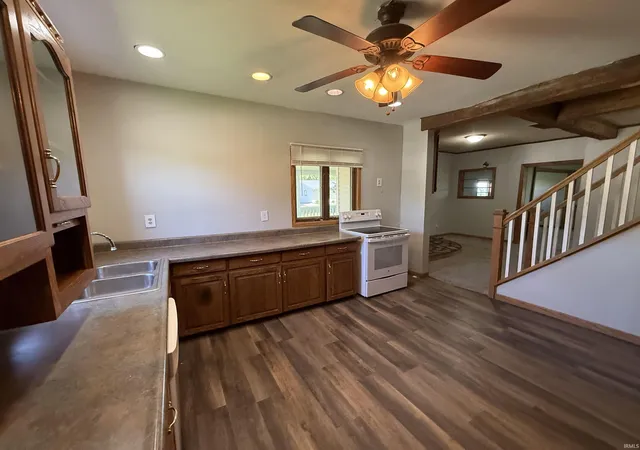 4th image of 22602 Stenger St, Woodburn, IN 46797 | MLS# 202626456